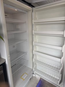 commercial quality 20cu.ft upright freezer - $579.00 - FG-FZ-0000011