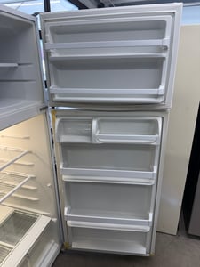 Whirlpool white top mount refrigerator - $379.00 - WP-RF-0000178