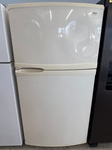Kenmore Elite top mount refrigerator - $379.00 - KM-RF-0000035