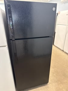 GE black top mount refrigerator - $429.00 - GE-RF-0000236