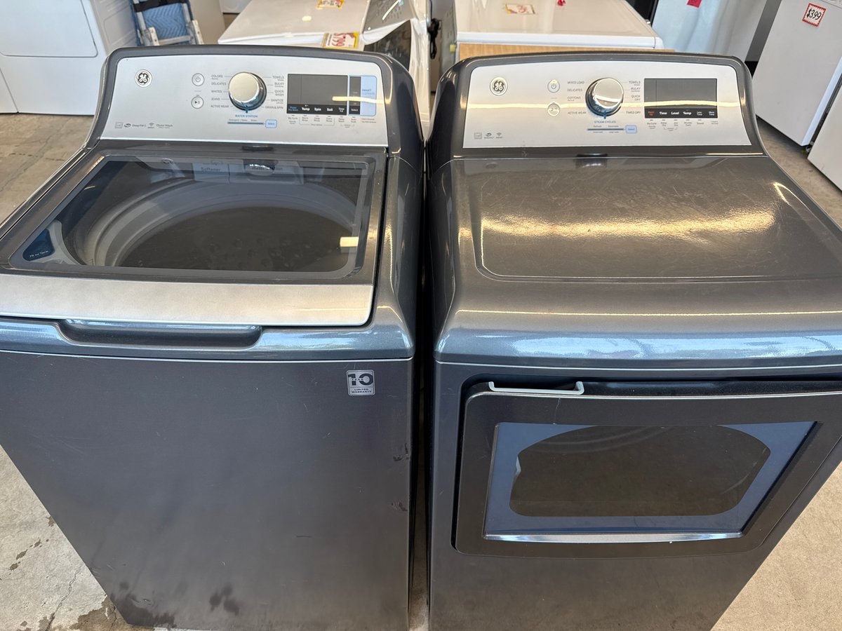 GE grey color washer and dryer set - Image