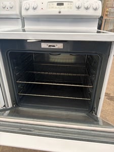White glass top range - $439.00 - GE-RG-0000280