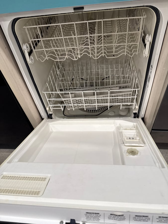 Estate by whirlpool dishwasher image 2