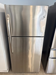 GE stainless steel topMount refrigerator - $499.00 - GE-RF-0000225
