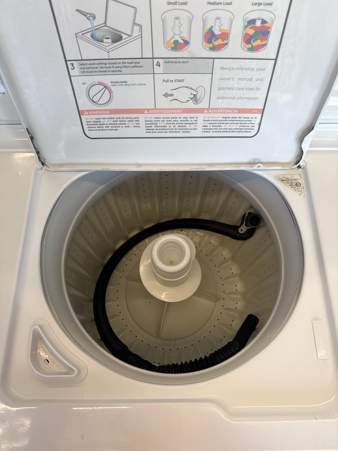 GE top load washer and dryer set image 2