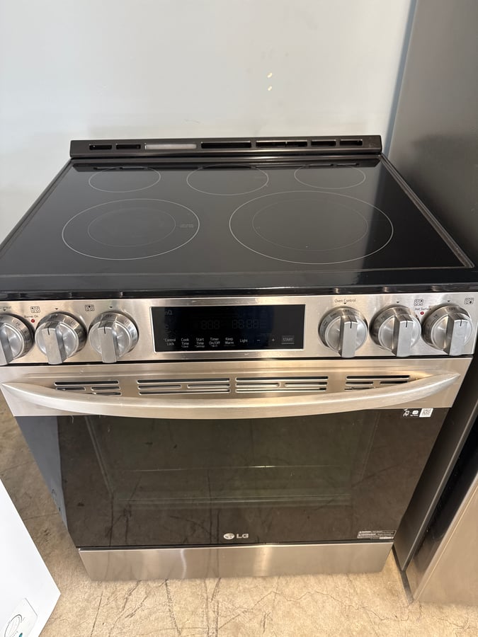 LG slide in range - Image