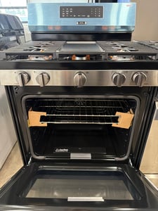 30”wide GAS range - $899.00 - GE-RG-0000288