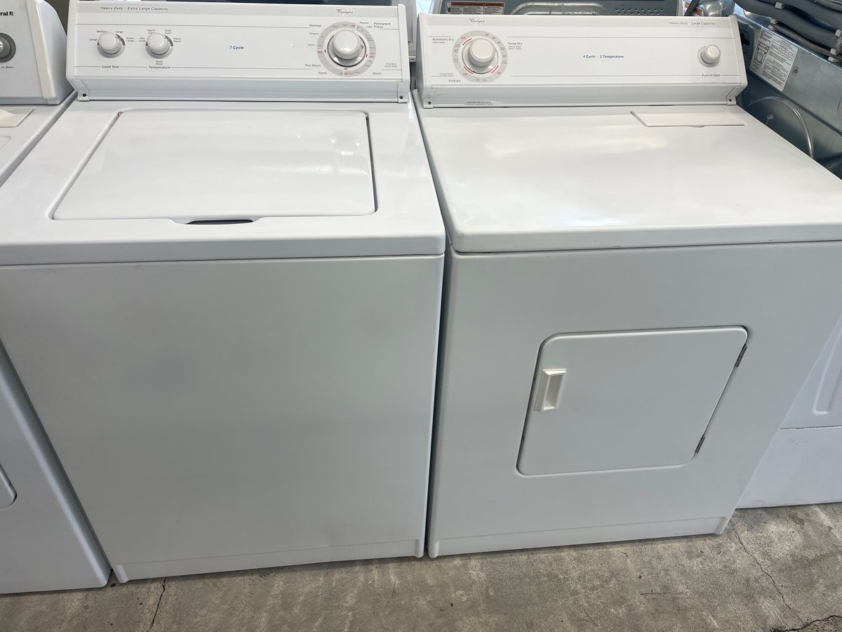 Whirlpool washer and dryer set - Image