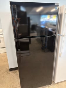 New open box black top mount refrigerator - $649.00 - GE-RF-0000275