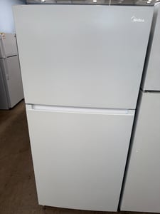 Midea white top mount refrigerator - $399.00 - UK-RF-0000014