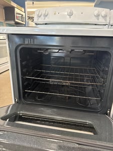 White coil top range - $379.00 - HP-RG-0000061