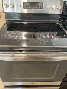 Glass top stainless steel convection range - $579.00 - GE-RG-0000276