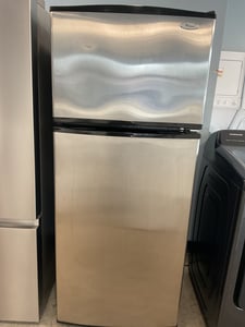 Stainless steel top mount refrigerator - $429.00 - WP-RF-0000202