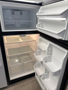 Kenmore top mount refrigerator - $399.00 - KM-RF-0000041