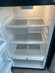 Amana silver top mount refrigerators - $299.00 - AM-RF-0000005