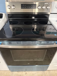 New open box GE glass top range - $699.00 - GE-RG-0000174