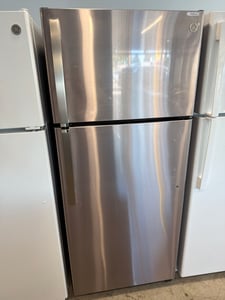 New open box stainless steel top mount refrigerator - $749.00 - GE-RF-0000276
