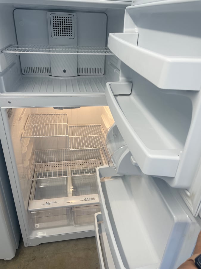 GE top mount refrigerator image 2