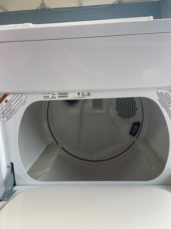 Kenmore washer and a kitchenAid dryer set image 3