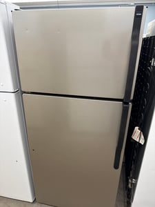Silver color top mount refrigerator - $399.00 - HP-RF-0000058