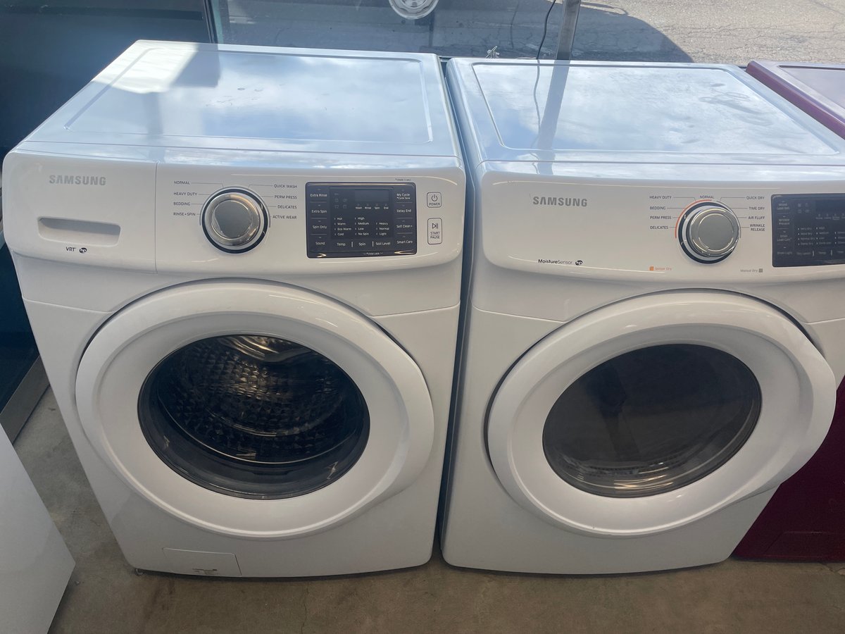 Samsung washer and dryer set - Image
