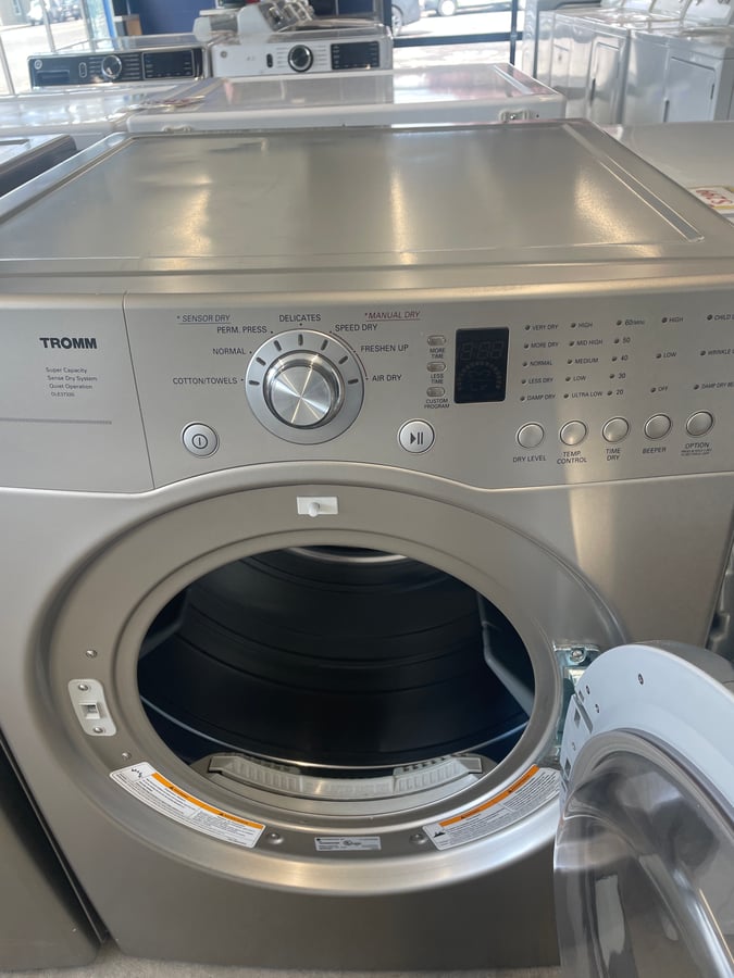 LG TROMM silver color washer and dryer set image 3