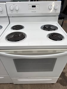 White coil top range - $379.00 - FG-RG-0000106