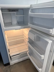 Hotpoint white top mount refrigerator - $399.00 - HP-RF-0000090