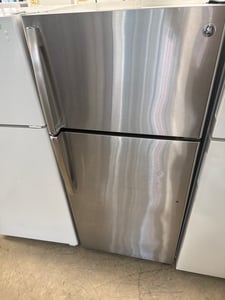GE stainless steel top mount refrigerator - $429.00 - GE-RF-0000118
