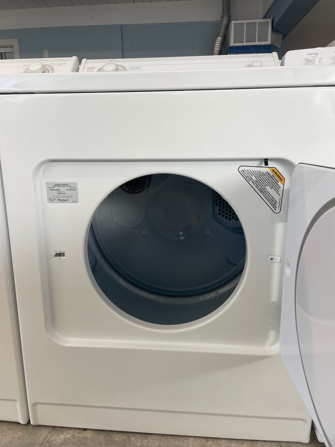 Whirlpool washer and dryer set image 3