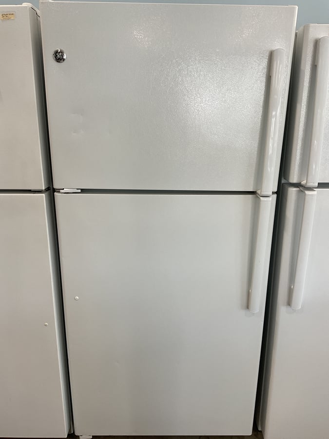 GE top mount refrigerator - Image