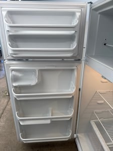 Frigidaire white topMount refrigerator - $379.00 - FG-RF-0000108