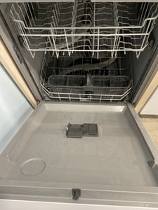 Hotpoint white dishwasher - $329.00 - HP-DW-0000004