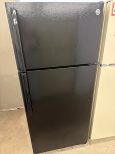 Black top mount refrigerator - $429.00 - GE-RF-0000282