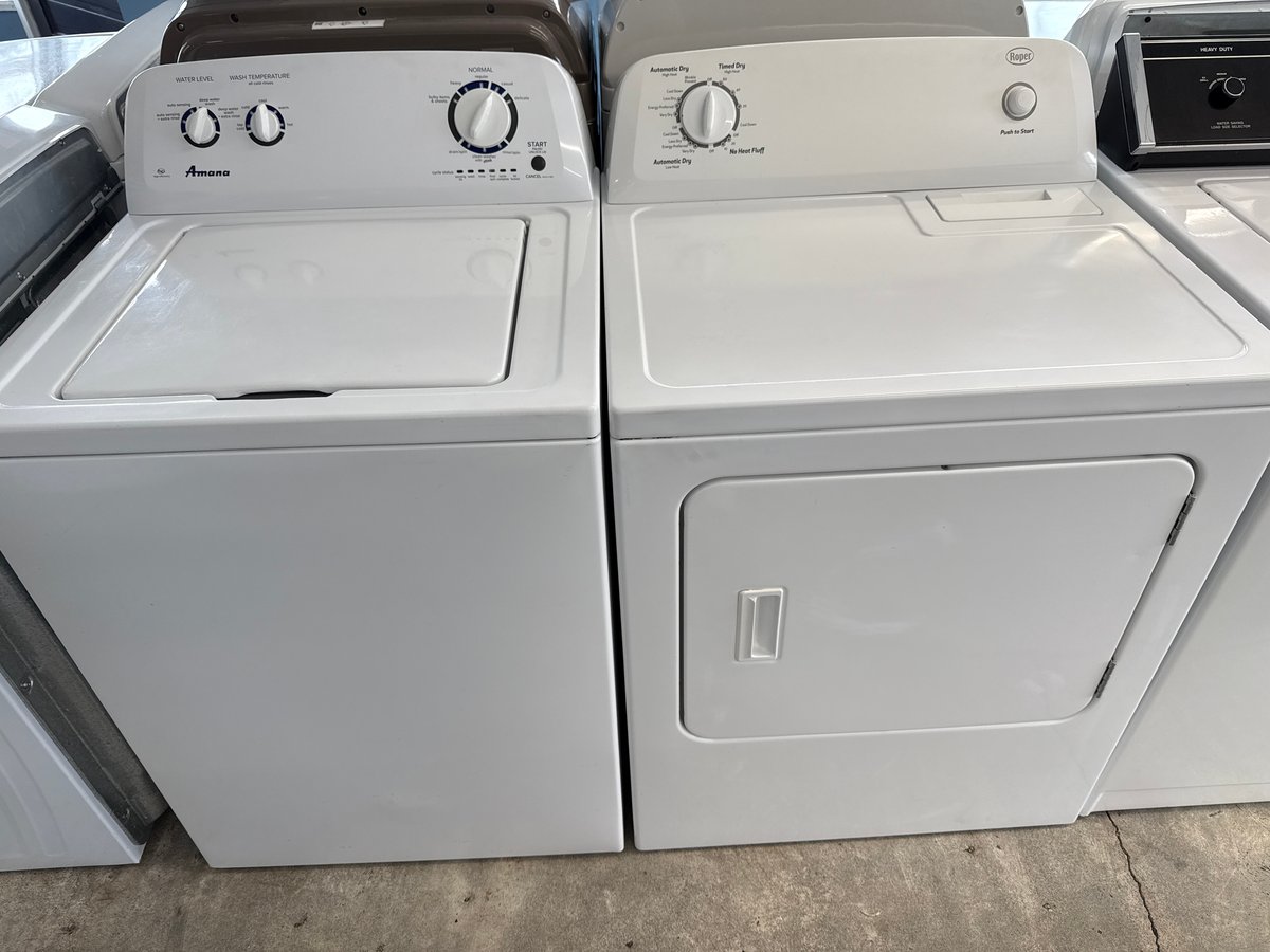 Mismatched Amana washer and a Roper dryer set image 1