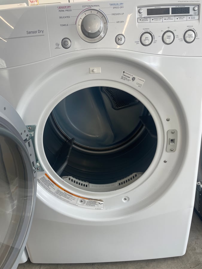 LG washer and dryer set image 3