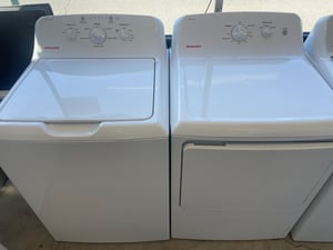 New Open Box hotpoint washer and dryer set - $969.00 - HP-WD-0000004