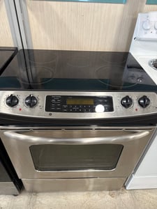 GE stainless steel slide in range - $599.00 - GE-RG-0000122