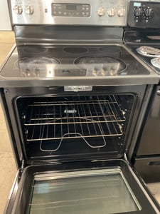 Glass top stainless steel convection range - $579.00 - GE-RG-0000276