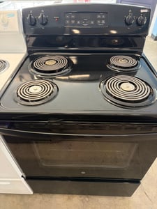 Black coil top range - $679.00 - GE-RG-0000287