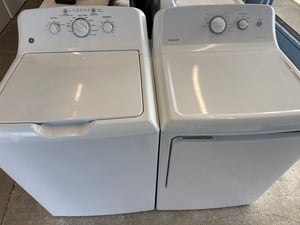Mismatched GE washer and a Hotpoint dryer - $799.00 - GE-WD-0000092