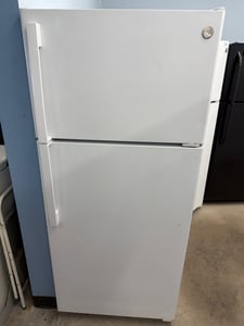 White top mount refrigerator - $439.00 - GE-RF-0000280