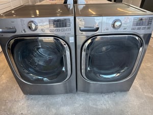 LG washer and dryer set - $899.00 - LG-WD-0000062