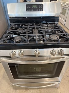 30”wide GAS range - $599.00 - KM-RG-0000055