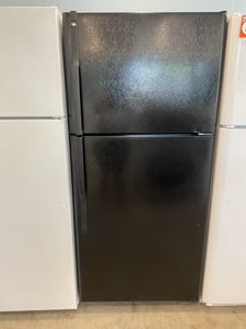 GE black top mount refrigerator - $439.00 - GE-RF-0000063