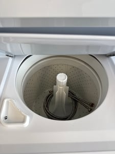 27” wide laundrycenter - $799.00 - GE-LC-0000028
