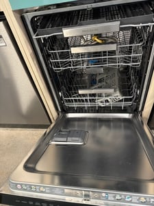 Professional stainless steel dishwasher - $579.00 - FG-DW-0000052