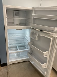 Top mount white refrigerator - $399.00 - HP-RF-0000056