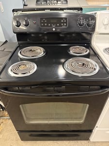 Black coil top range - $379.00 - GE-RG-0000172