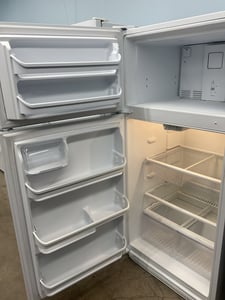 Top mount white refrigerator - $439.00 - FG-RF-0000125